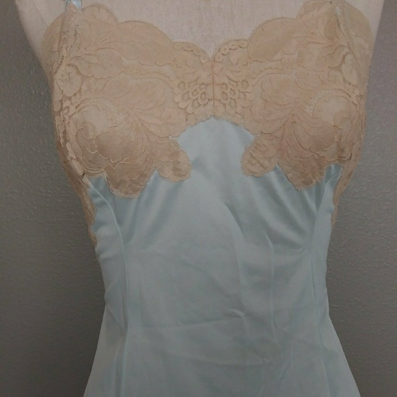 Vintage Lace Slip Dress - Picture 2 of 4